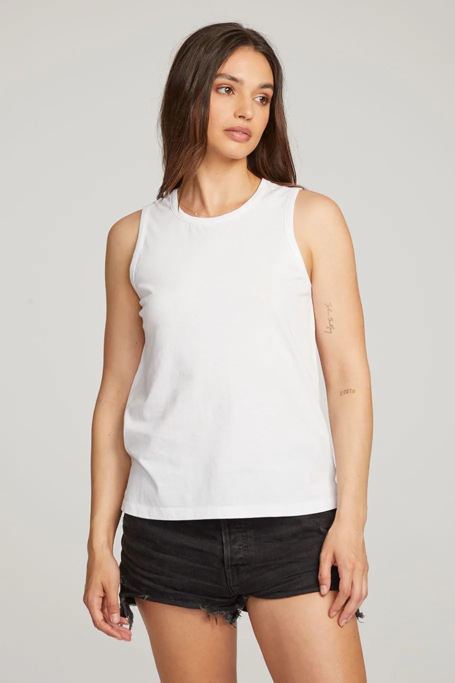 Online Chaser Brand Basic White Slit Tank