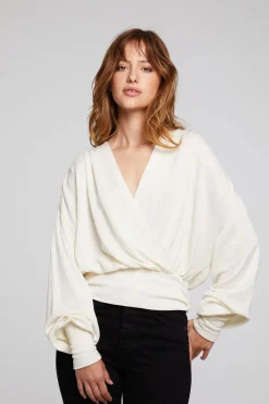 New Chaser Brand City Starry White Blouse