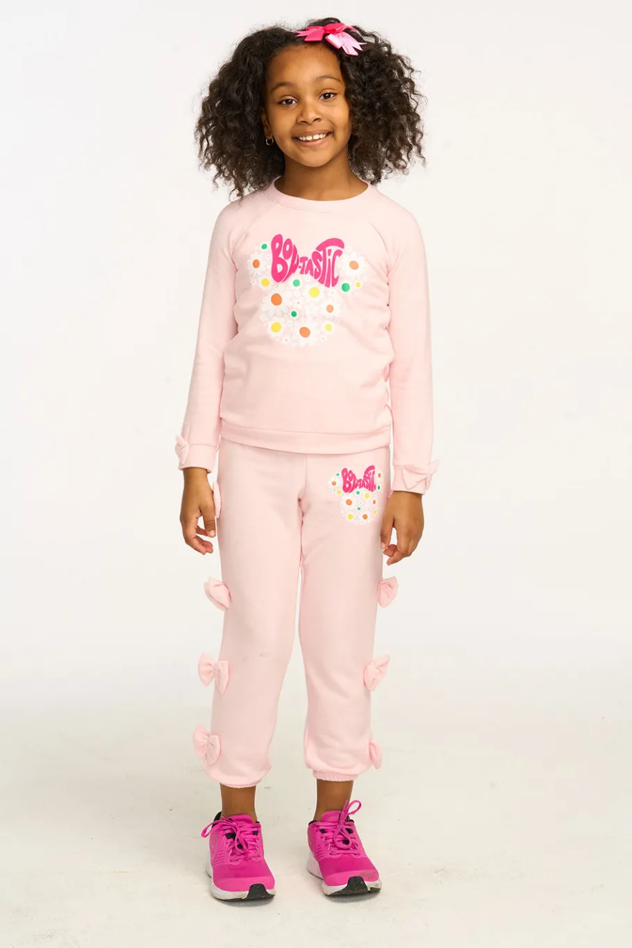 Discount Chaser Brand Disney Minnie Mouse "Bowtastic" Pullover