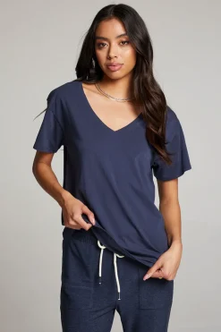 Store Chaser Brand Everyday Essential Canopy V Neck Tee