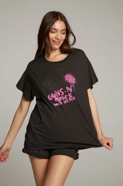 Store Chaser Brand Gun N' Roses Studded Skull Tee
