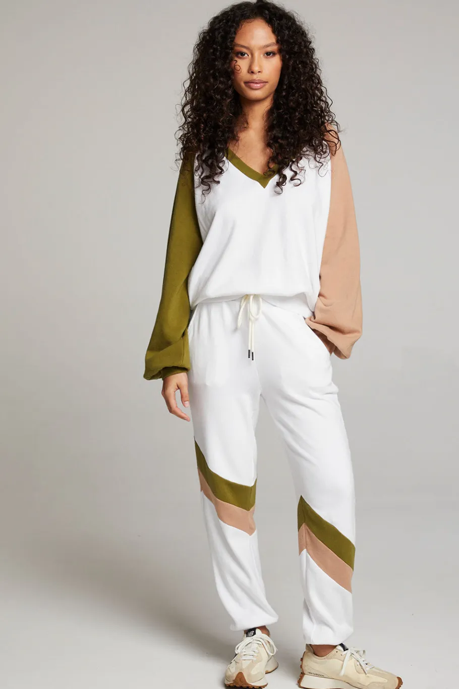 Clearance Chaser Brand Hannah Sand Color Block V Neck Pullover