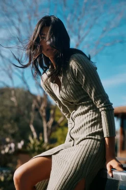 Clearance Chaser Brand Long Sleeve Button Down Collar Dress