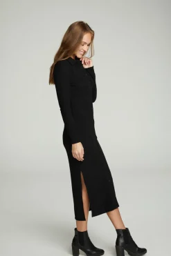 Store Chaser Brand Long Sleeve Button Down Collar Dress