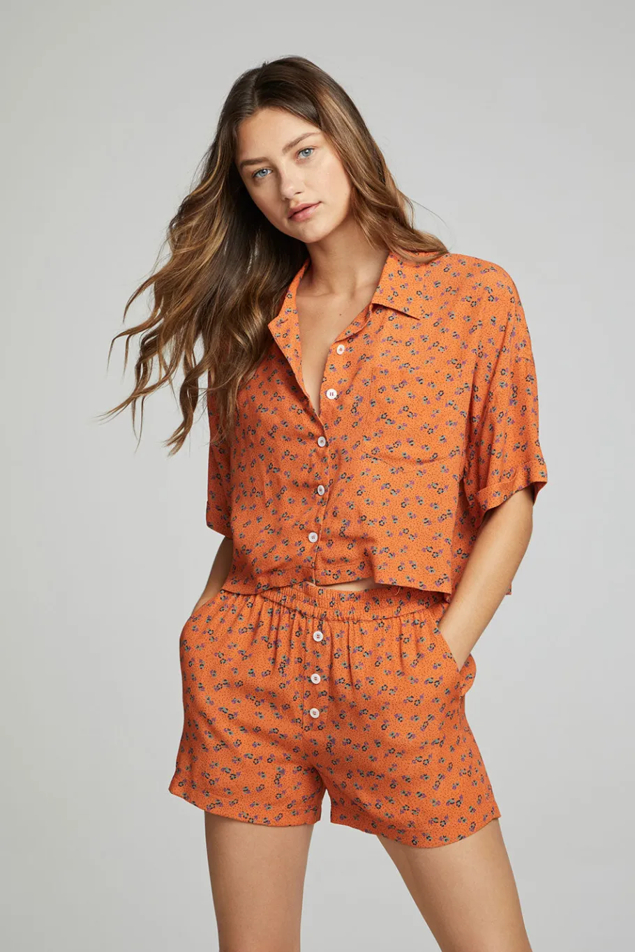 Flash Sale Chaser Brand Marine Crop Button Down - Tigerlily Floral Print