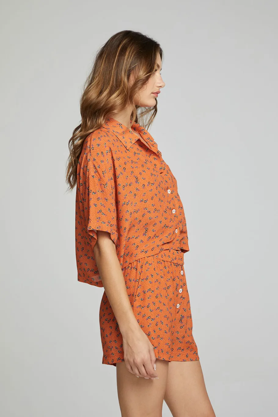 Flash Sale Chaser Brand Marine Crop Button Down - Tigerlily Floral Print