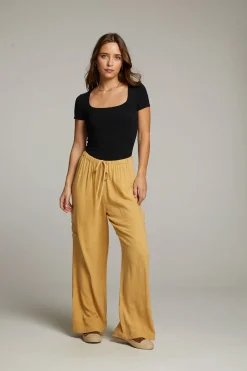 Outlet Chaser Brand River True Black Bodysuit