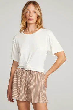 Store Chaser Brand Rosebud White Tee