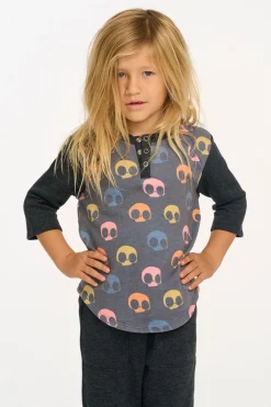 Store Chaser Brand Skull Candy Henley Tee