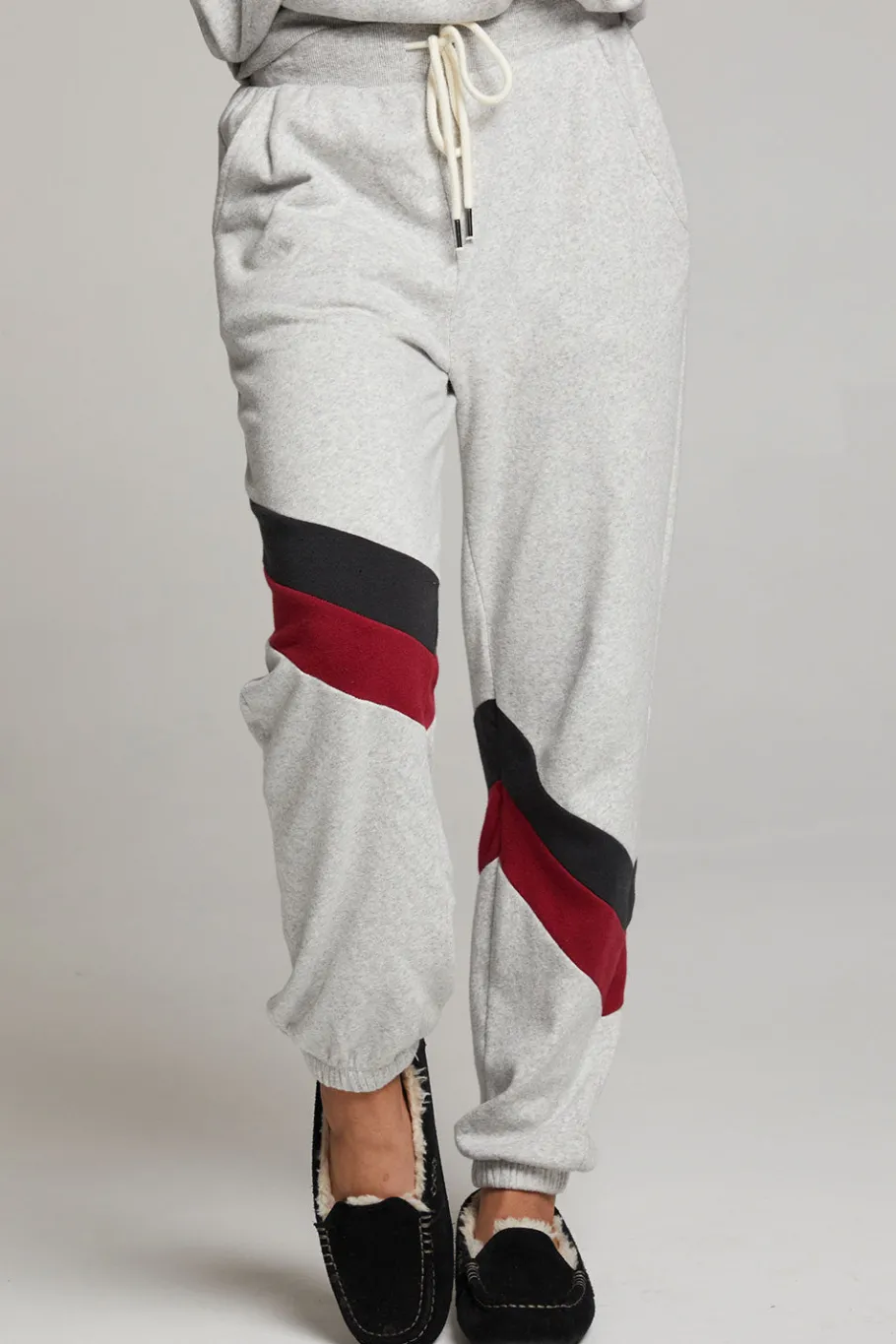 Outlet Chaser Brand Skull Fire Color Block Joggers