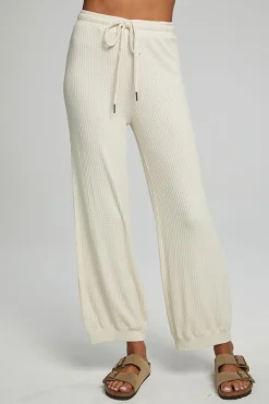 Outlet Chaser Brand Weekend Joggers - Macaroon