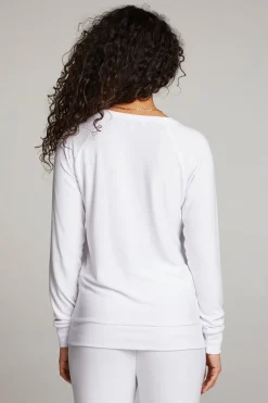 Clearance Chaser Brand White Long Sleeve Raglan Pullover