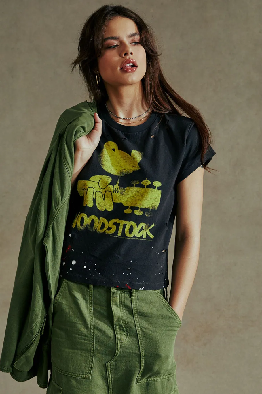 Discount Chaser Brand Woodstock Bird On Guitar Tee